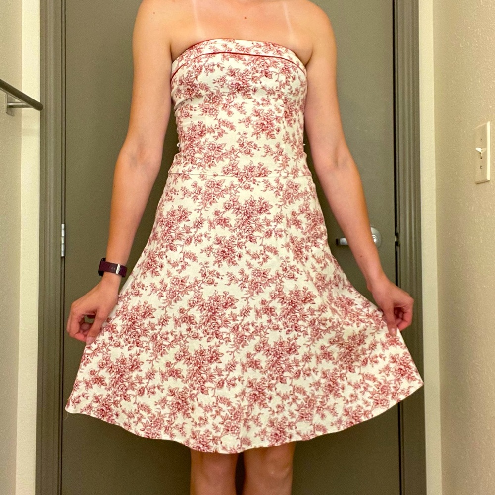 Strapless Knee Length Stretch Dress